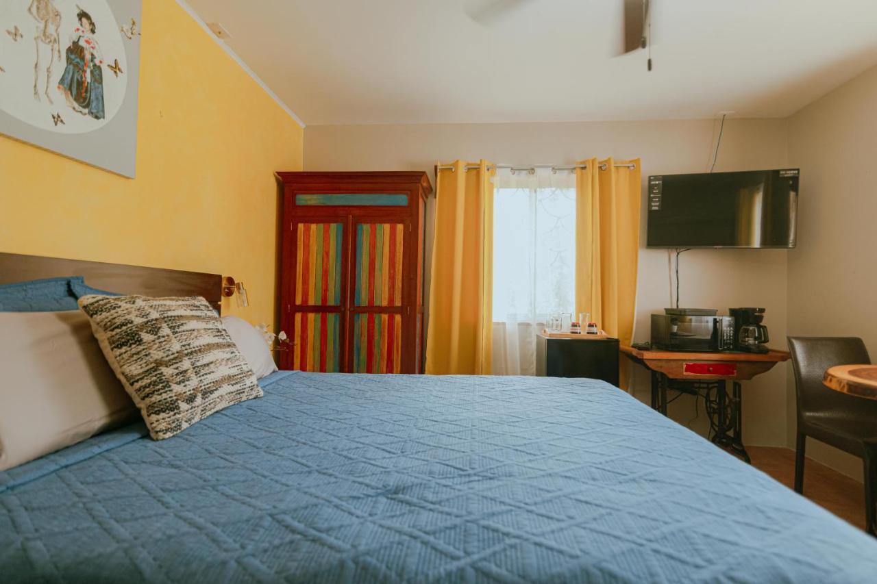 Oasis Diverse Adult Retreat เกโปส ภายนอก รูปภาพ