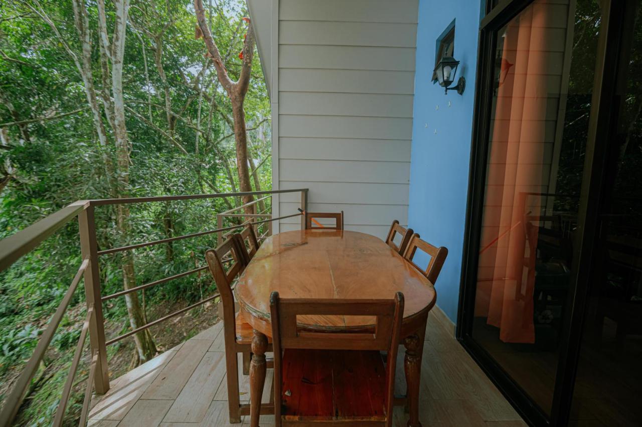 Oasis Diverse Adult Retreat เกโปส ภายนอก รูปภาพ