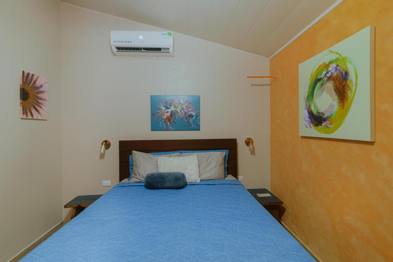 Oasis Diverse Adult Retreat เกโปส ภายนอก รูปภาพ