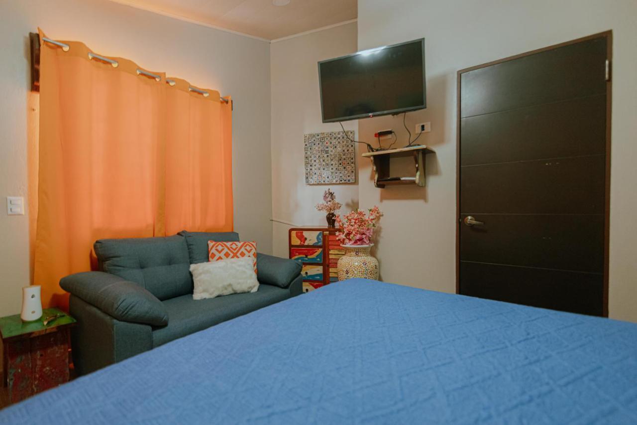 Oasis Diverse Adult Retreat เกโปส ภายนอก รูปภาพ